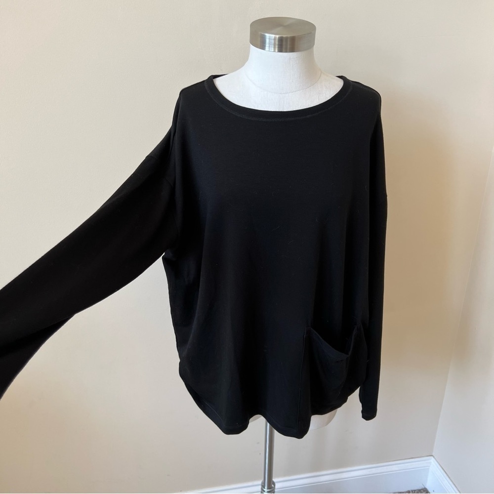Eileen Fisher drop shoulder light weight sweater 13095